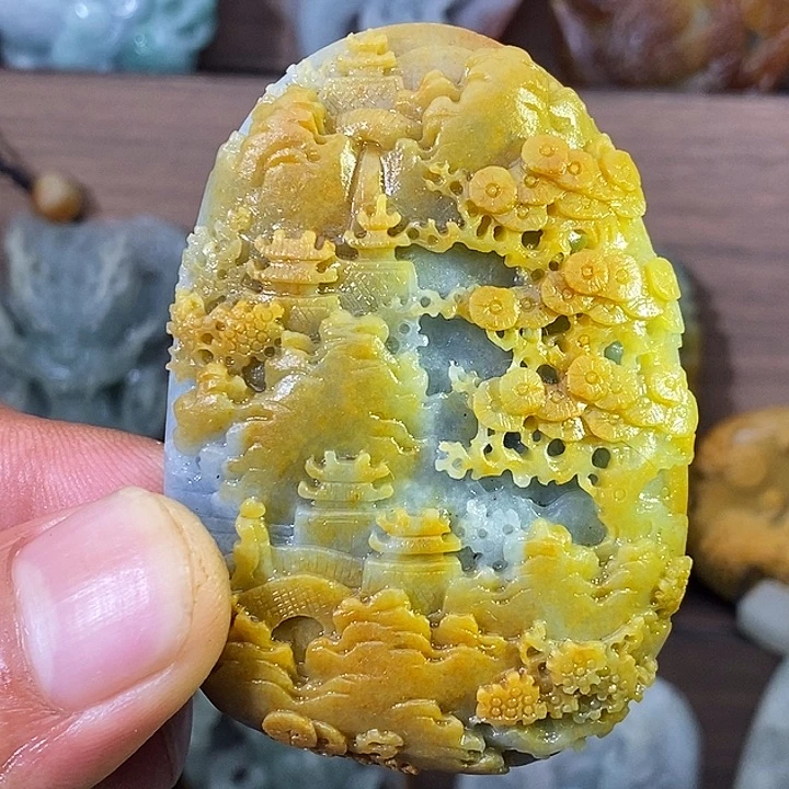 定制翡翠未镶嵌山水 抛光3天