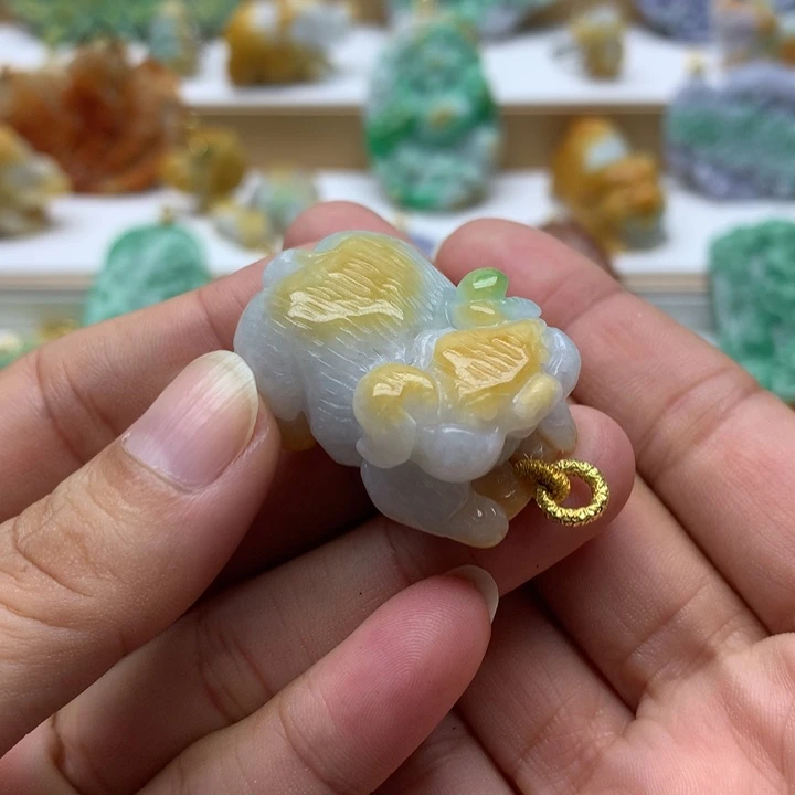 颈饰未镶嵌翡翠翡翠
