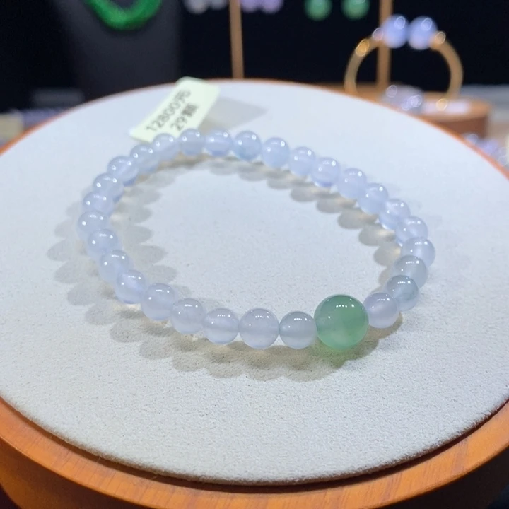 翡翠未镶嵌吊坠(不含链)翡翠茅台白手串