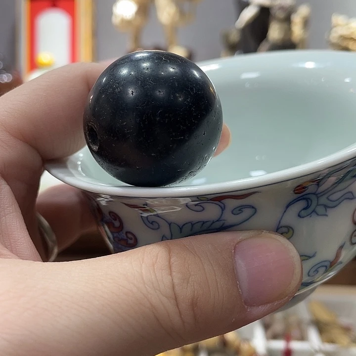 瓷片精致雕刻工艺