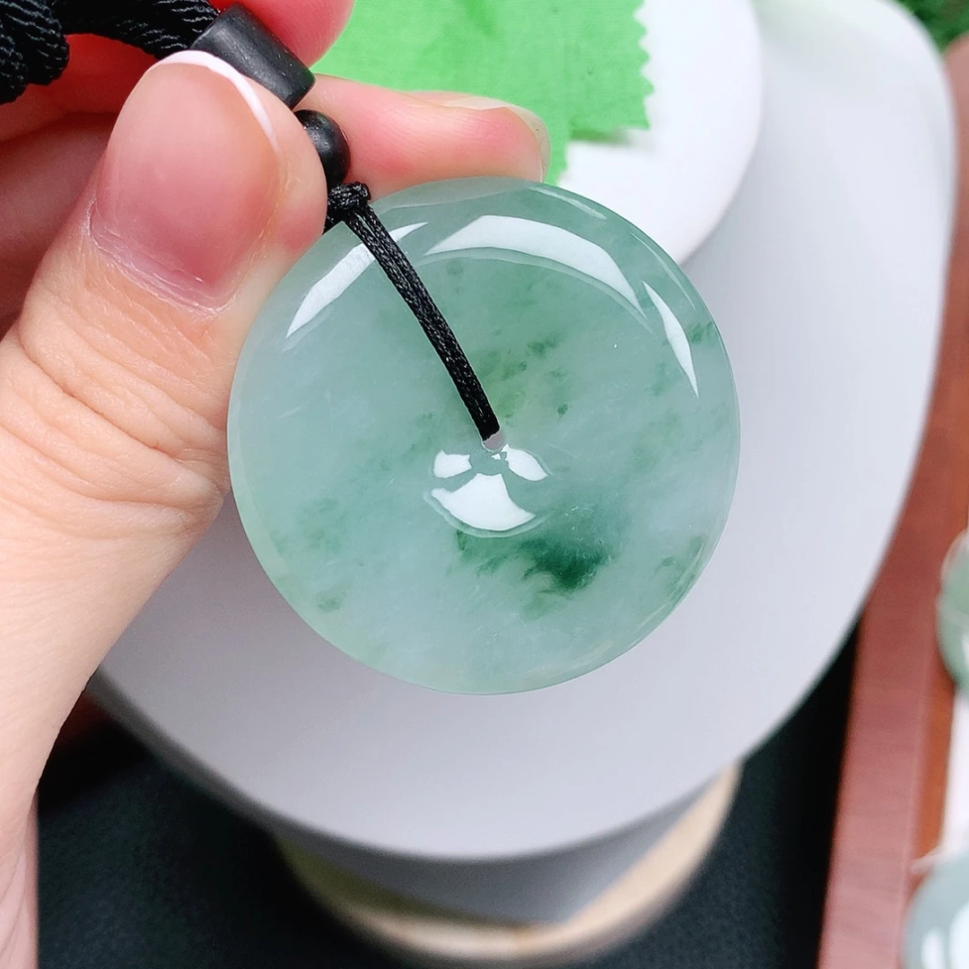 翡翠未镶嵌颈饰平安37.7-6.3