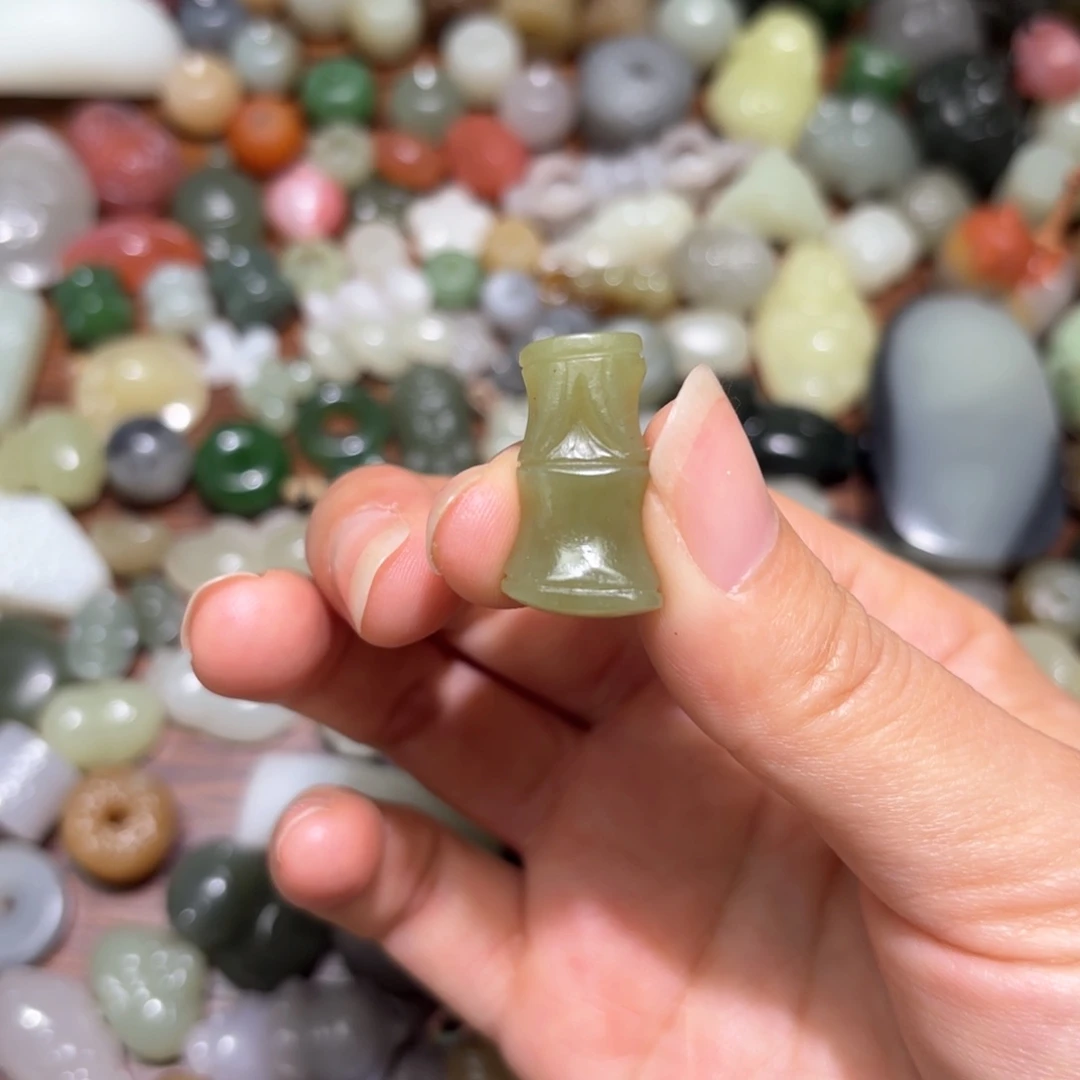 和田玉珠宝半成品未镶嵌