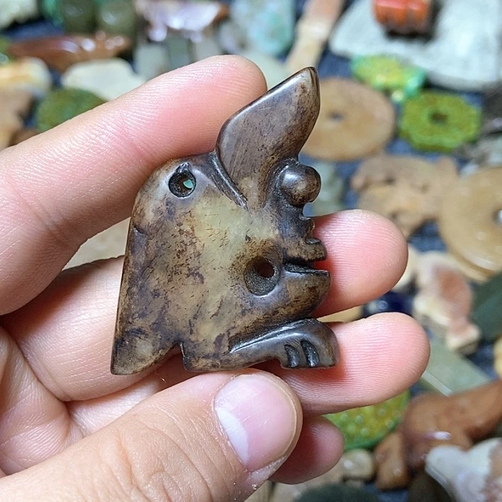 和田玉未镶嵌颈饰79