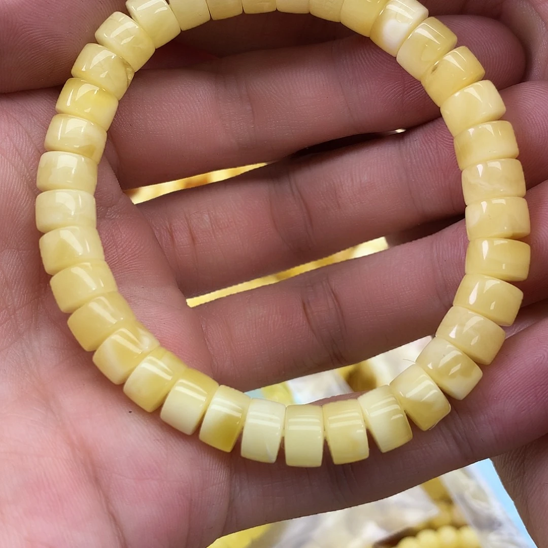蜜蜡未镶嵌珠宝奇石