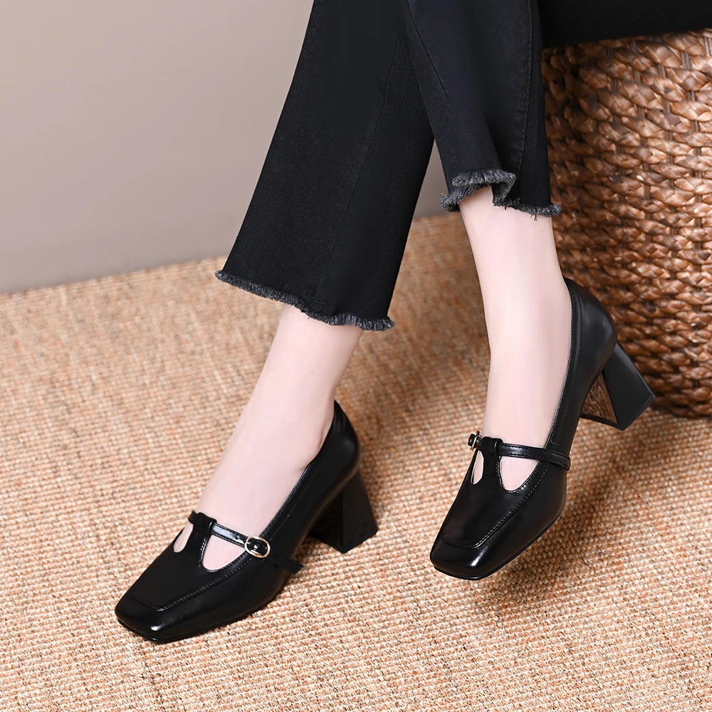 舒适粉色女玛丽珍鞋法式复古方头粗跟2025新款一字扣带浅口单鞋女