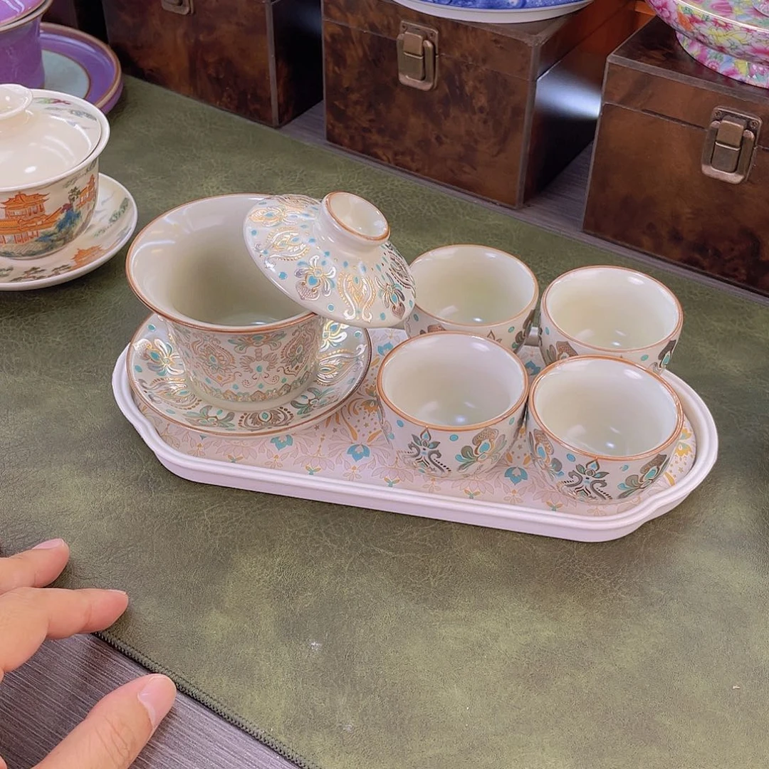 OK都OK都可与客厅啃咯了