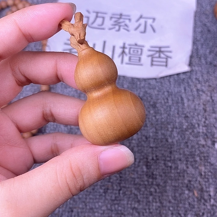 檀香木手串/手链老山檀香雕刻龙头大葫芦