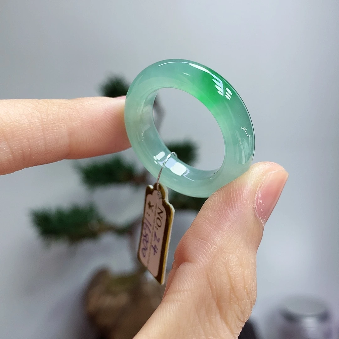 翡翠戒指未镶嵌24号