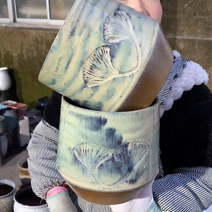 红泥花盆瑕疵口17高17