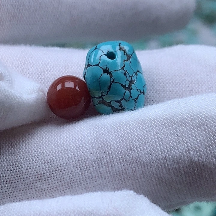 南红玛瑙未镶嵌珠宝奇石