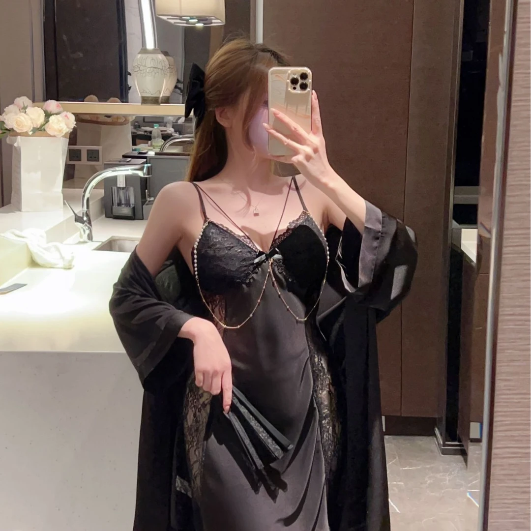 2025新款蕾丝性感轻奢法式薄款纯欲风春夏露背睡裙外袍【丽兹小姐】