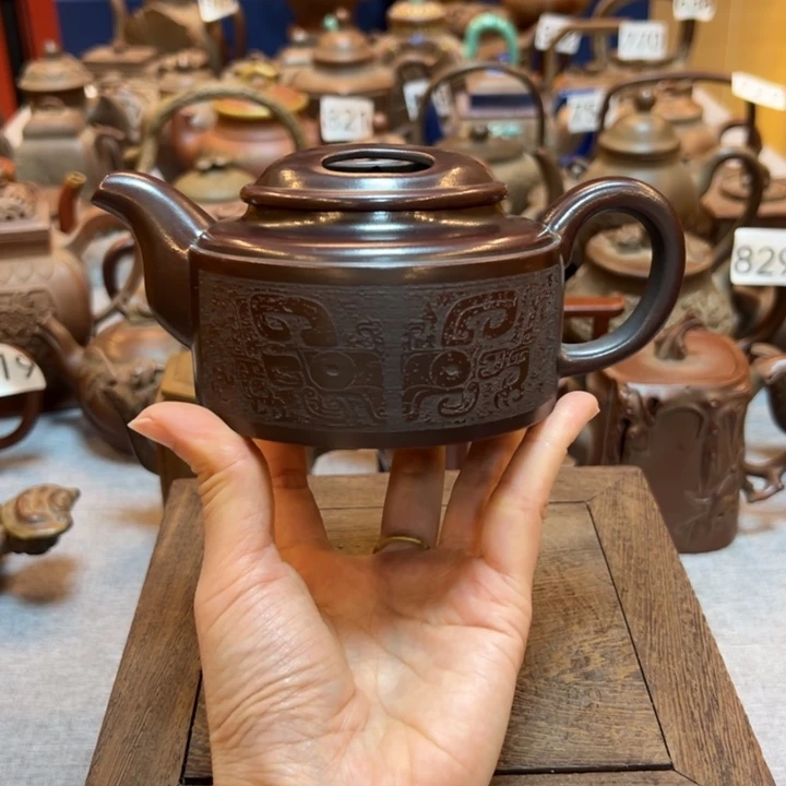 紫砂壶等艺术精品