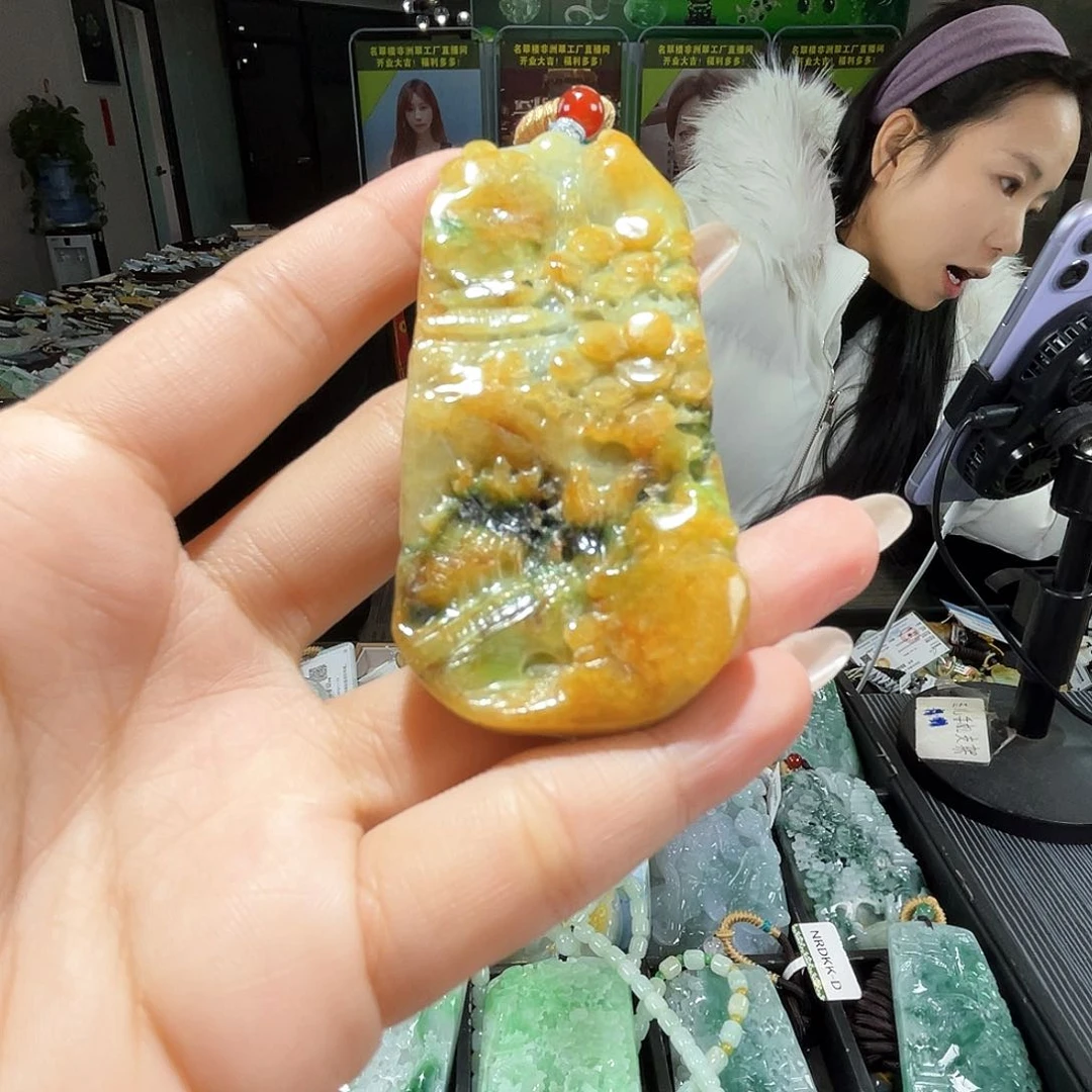 颈饰未镶嵌翡翠一