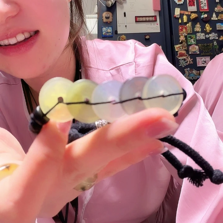 岫玉未镶嵌五帝钱