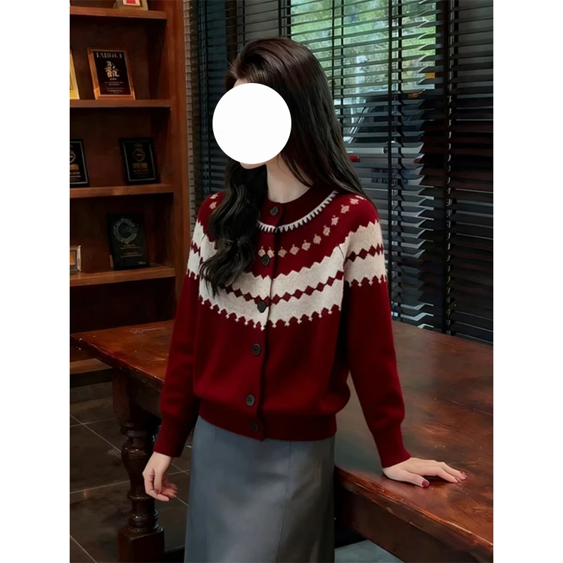 跨年复古风圆领时尚减龄毛衣圣诞节大码显瘦遮肉洋气百搭针织开衫