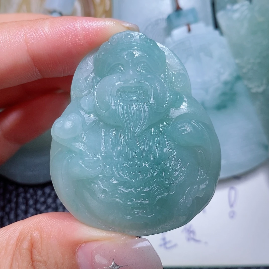 未镶嵌定制翡翠毛货付款后确认抛光
