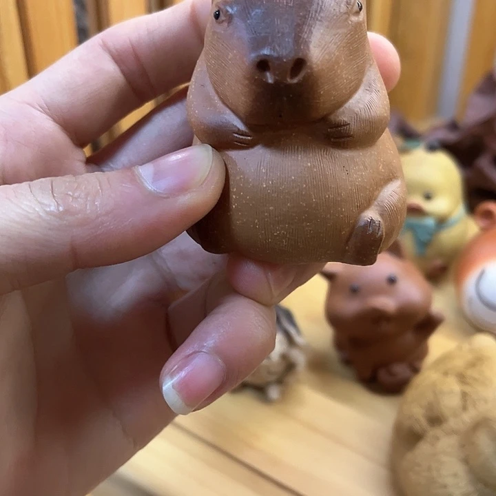 紫砂茶杯紫砂精工跺毛卡皮巴拉茶宠（瑕疵）