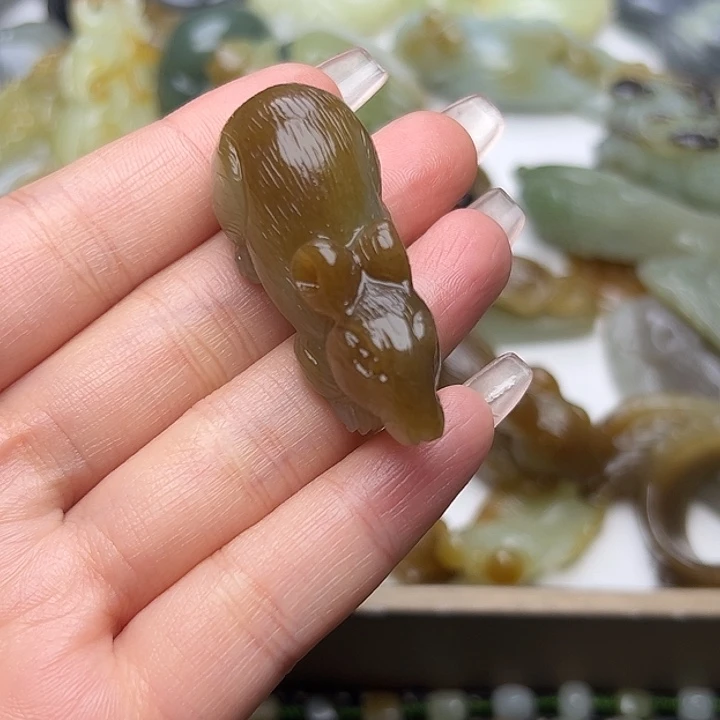 和田玉未镶嵌挂件