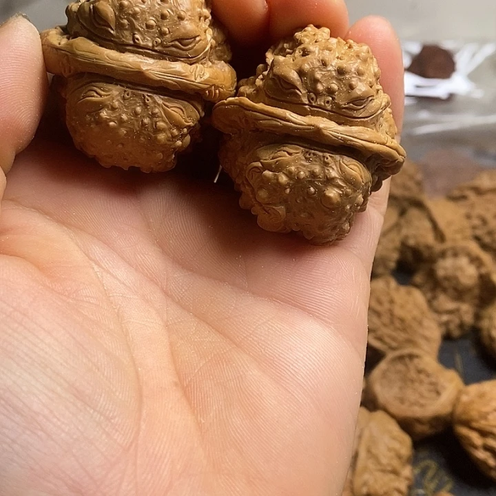 桃核把件蛤蟆头雕刻福利