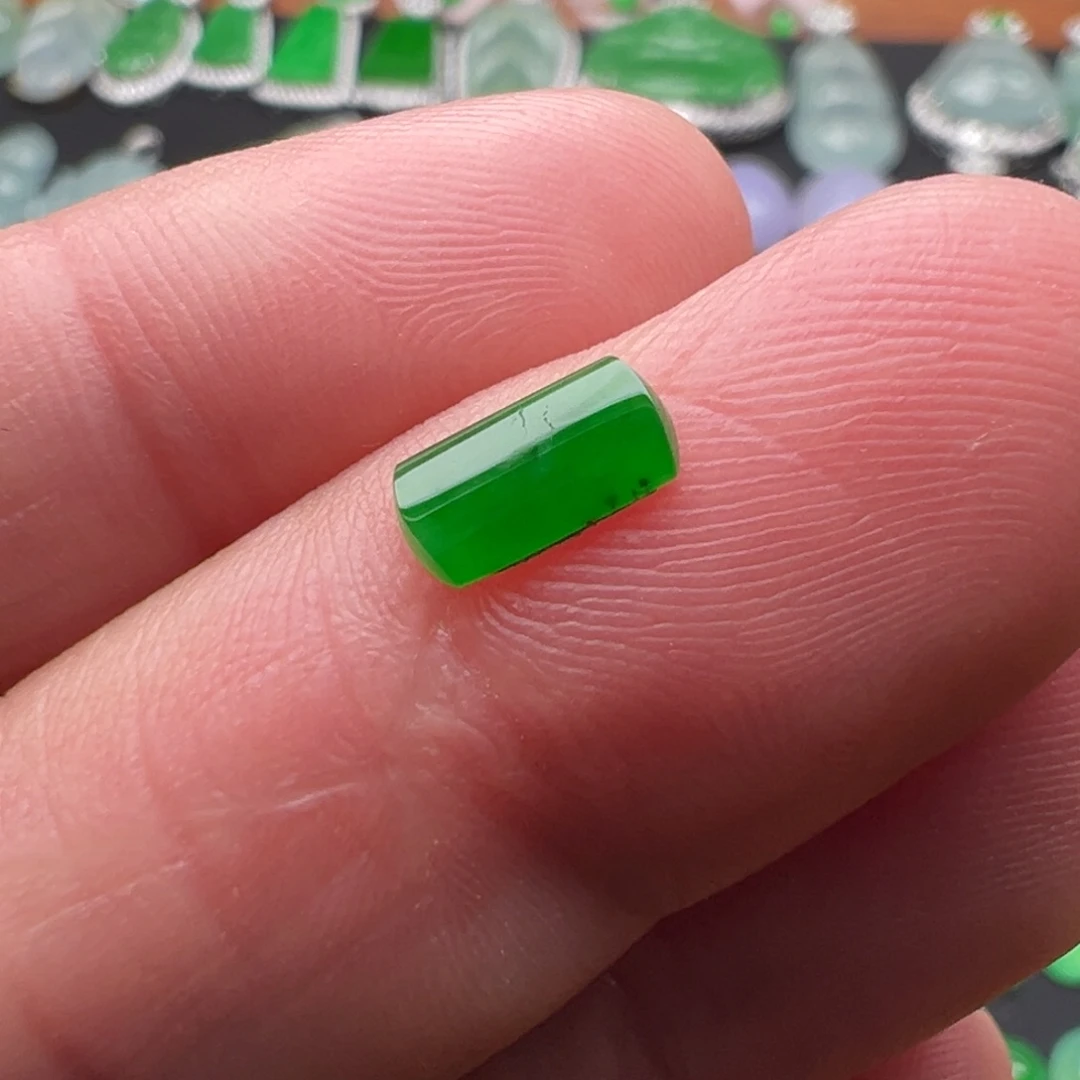 定制翡翠未镶嵌?****?马鞍7.9