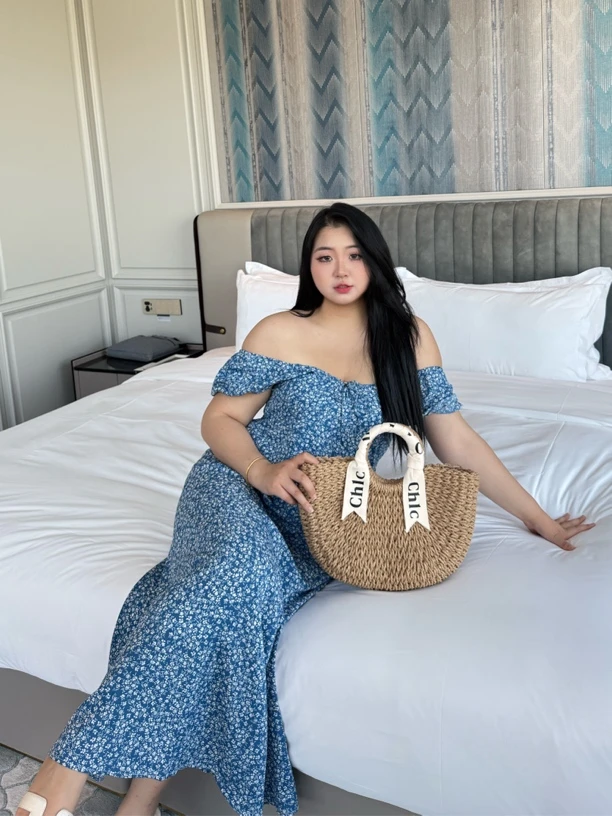 大码女茶歇法式领碎花连衣裙子女装夏季小个子收腰长裙包臀裙