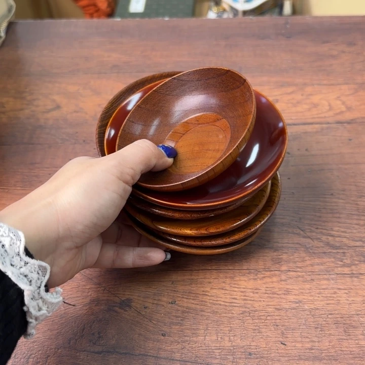 高*，一个陶瓷物件江河湖海