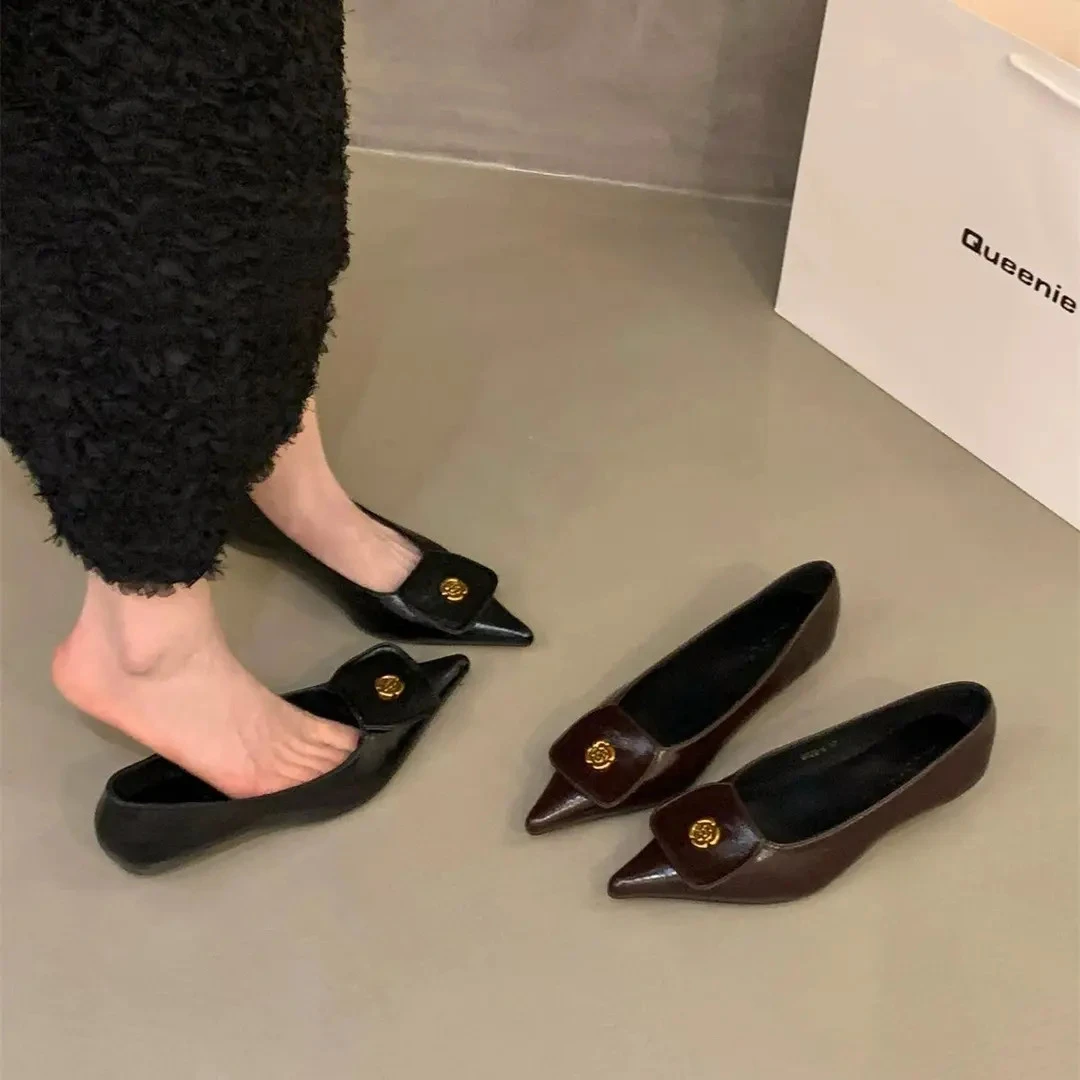 粗跟尖头法式小香风单鞋女鞋子2025新款春季气质浅口黑色通勤瓢鞋