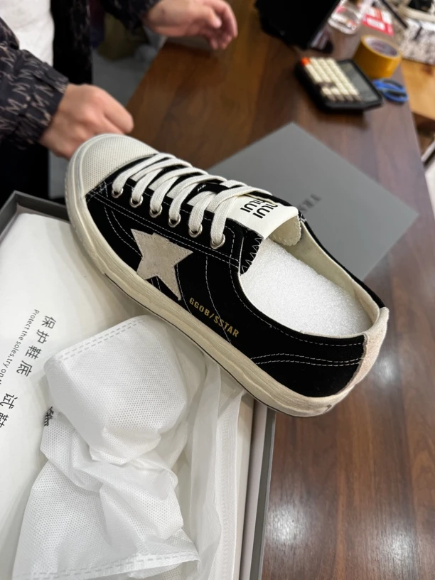 小娜家复古脏脏黑色板鞋