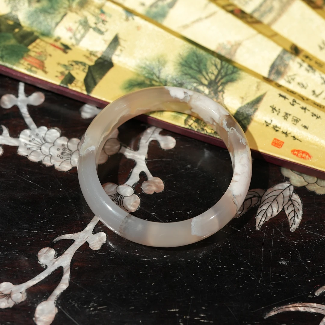 12.17香港王老板-玛瑙手镯2w57