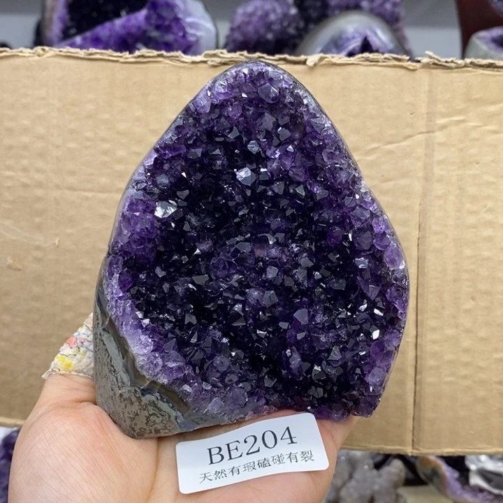 Q***雅水晶未镶嵌大型摆件（非配饰）