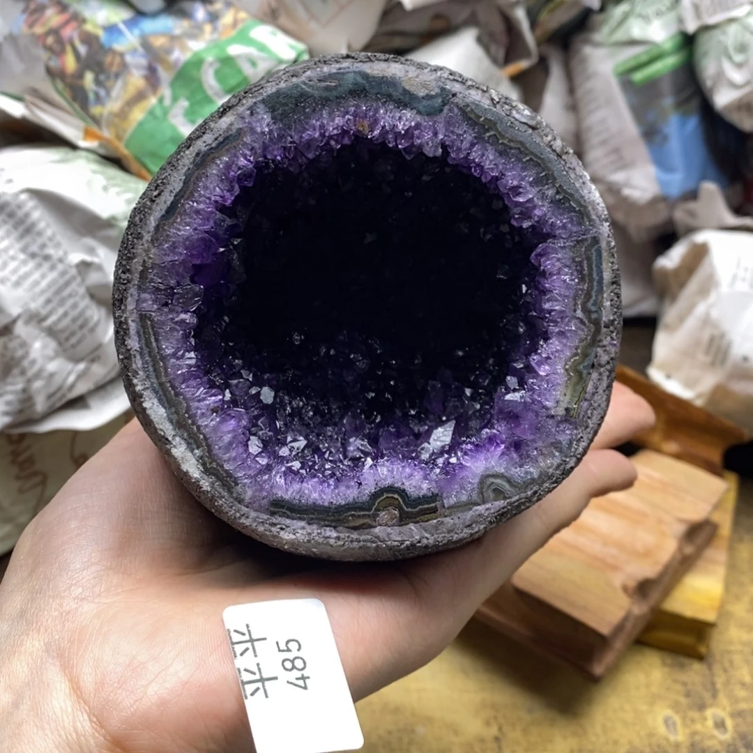 紫晶乌拉圭未镶嵌