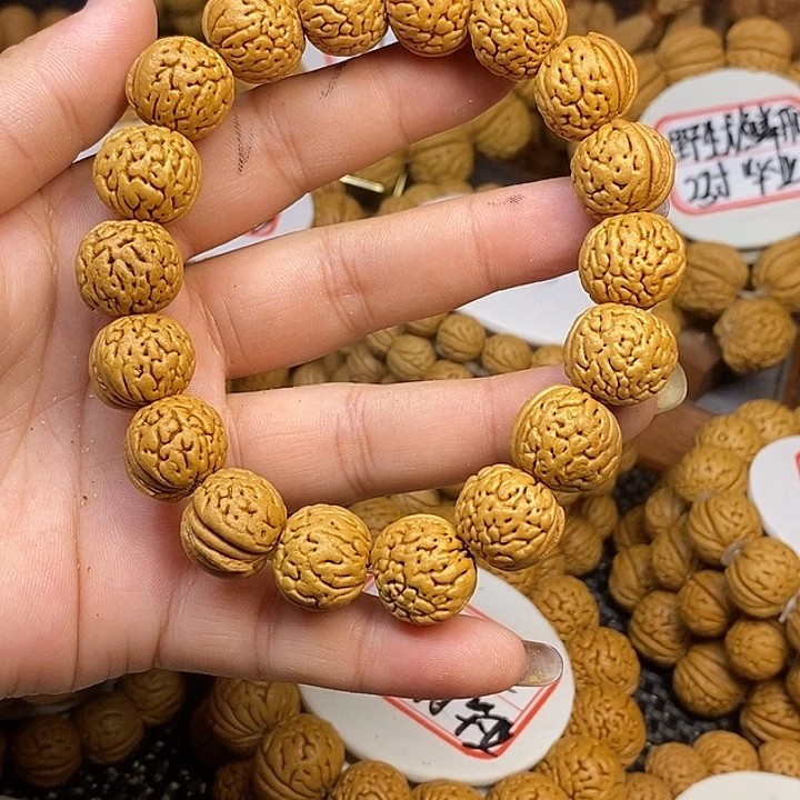 薇***薇桃核手串野生小肌肉1.5