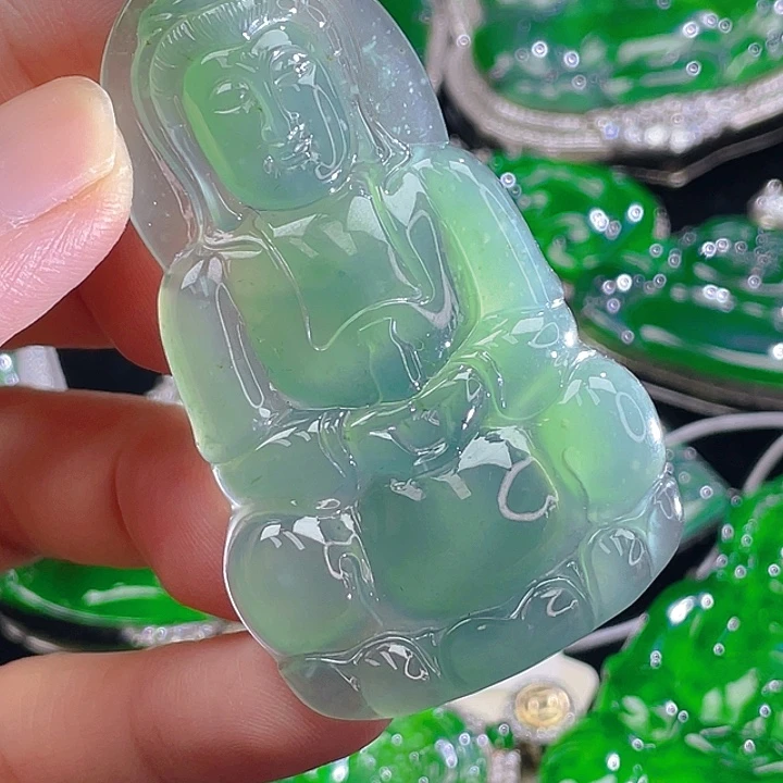 翡翠未镶嵌颈饰08