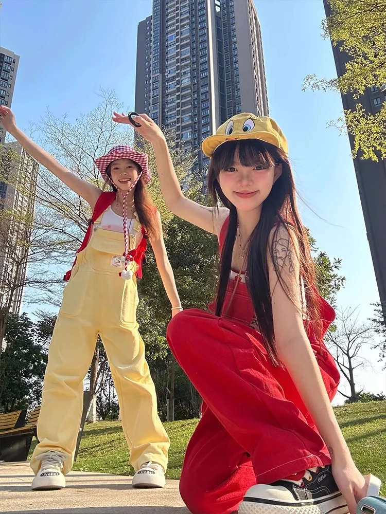 多巴胺牛仔背带裤女2025新款夏季小个子设计感小众减龄可爱直筒裤