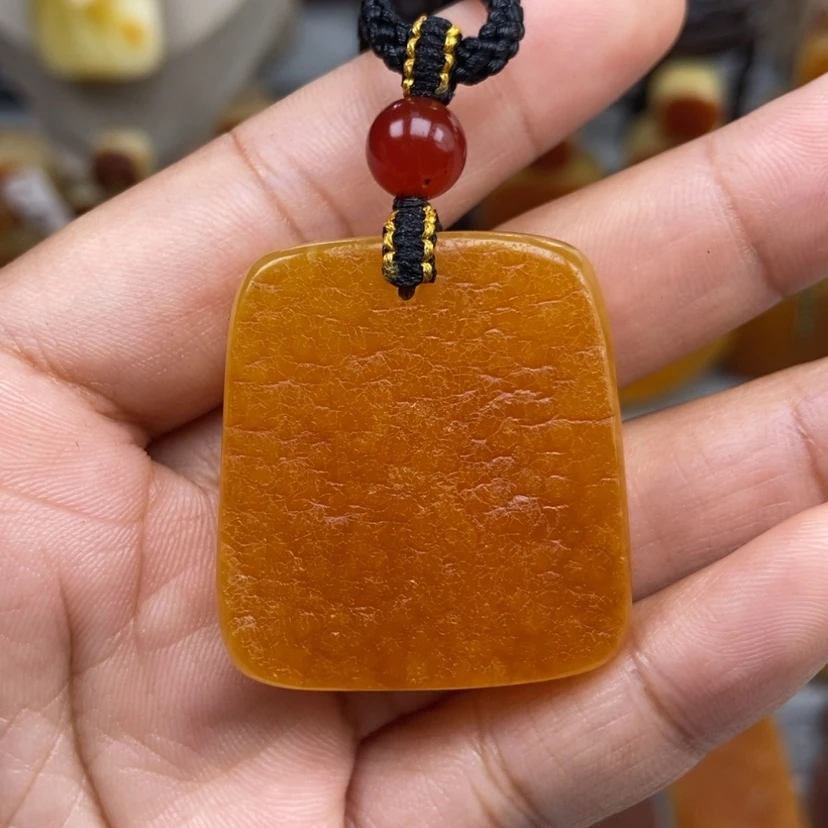 【闪购商品】琥珀颈饰未镶嵌