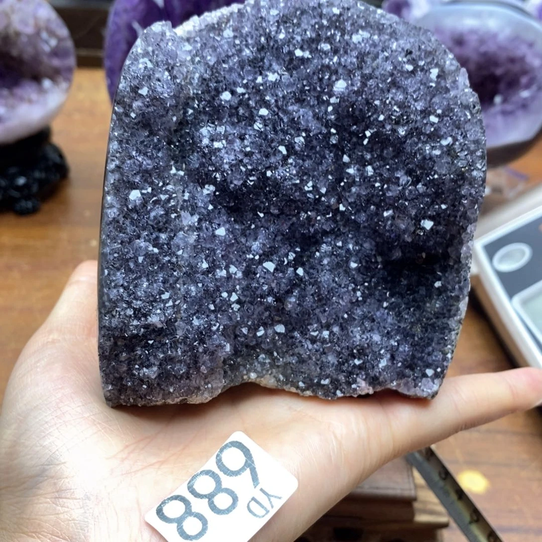 未镶嵌水晶大型摆件（非配饰）