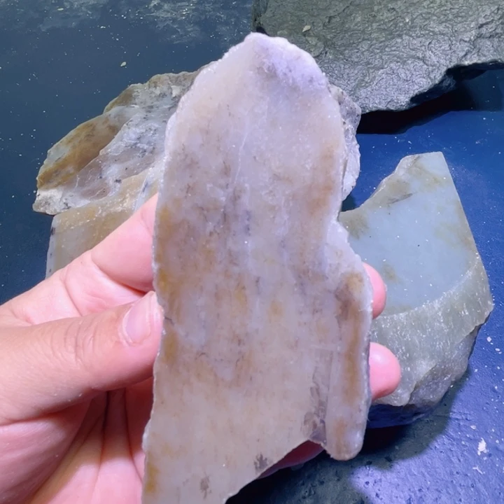 和田玉未镶嵌珠宝半成品