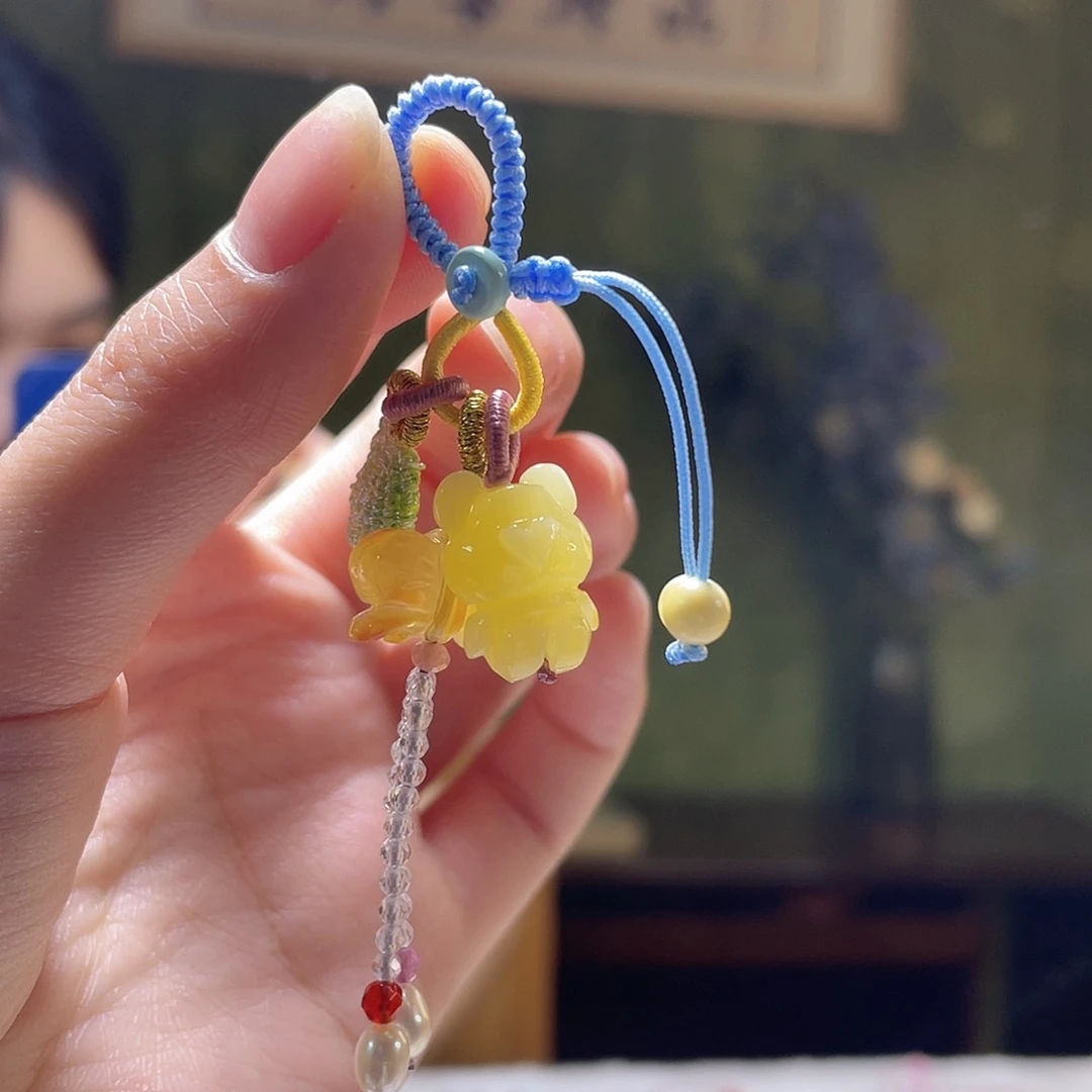 蜜蜡未镶嵌裸石提溜