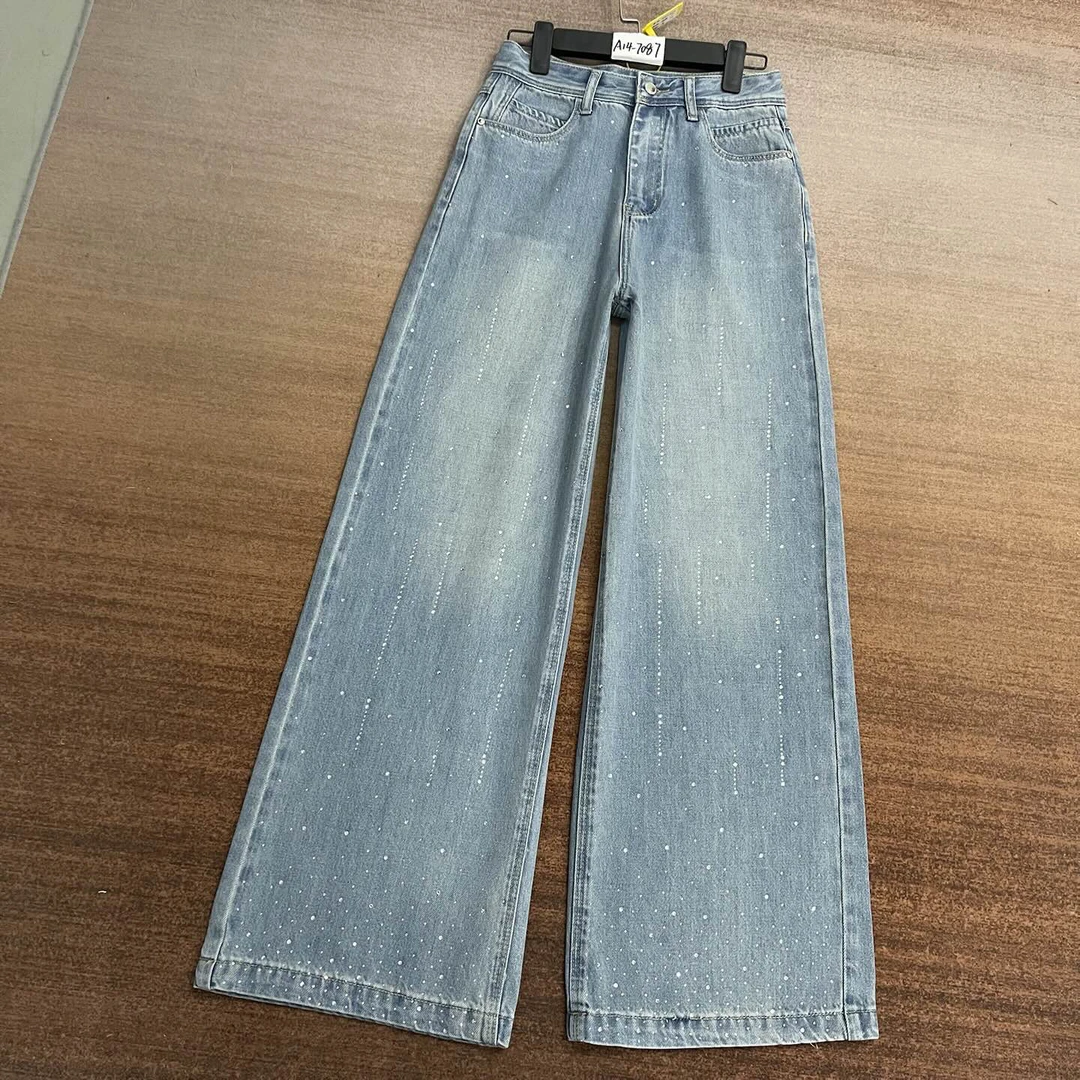 A14-7087 偏薄 浅蓝美式辣妹满天星重工烫钻阔腿裤 无弹（不换退）