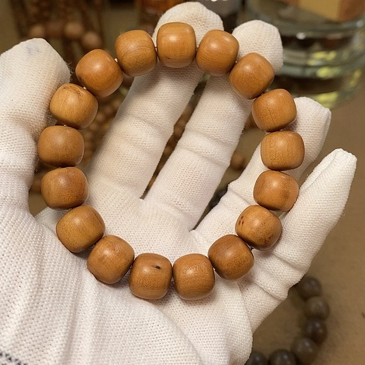 檀香木正区印度迈索尔老山檀香12/13瑕疵