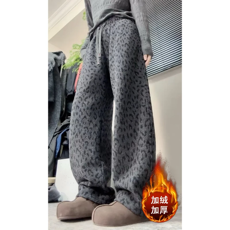 Aimeerosa/艾洛莎高级感洋气豹纹休闲裤女2025秋冬加绒显瘦阔腿裤