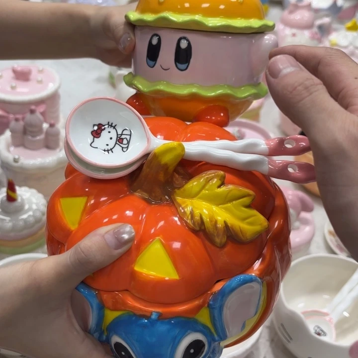 紫砂在干嘛呀亲爱呢
