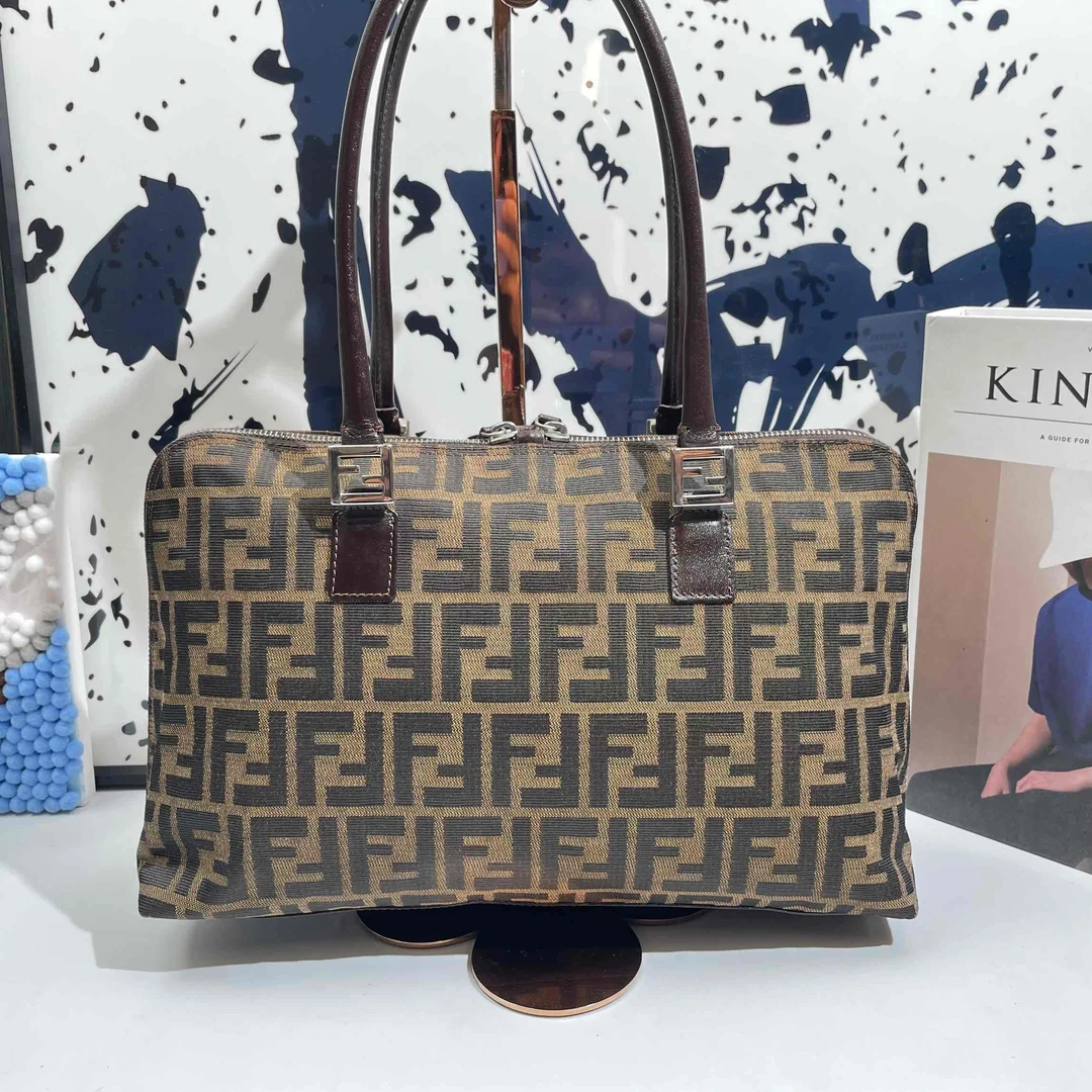 95新  小野专属/95新/芬迪/单肩包/DJ7324