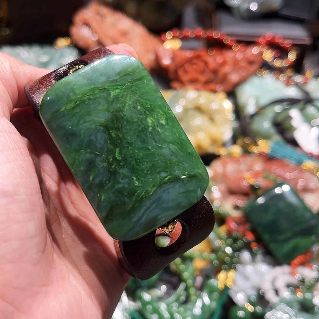 未镶嵌岫玉毛衣链