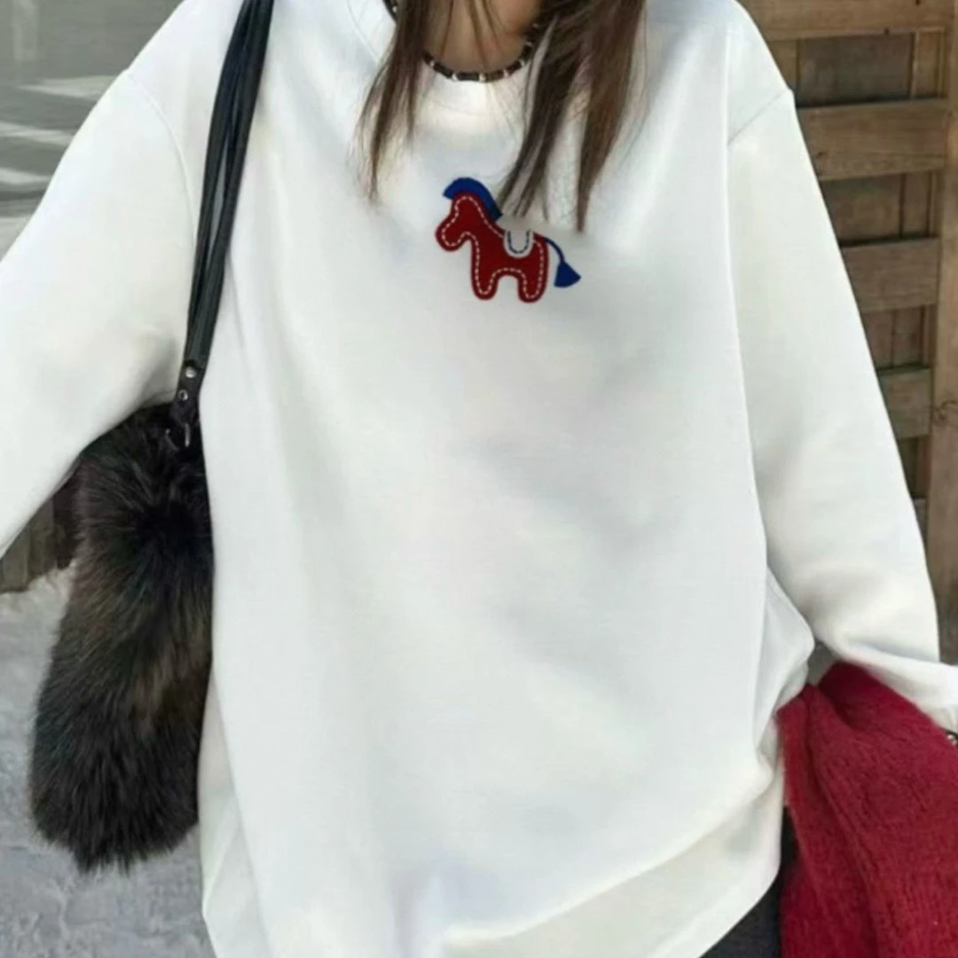 秋冬新款加绒小马刺绣简约圆领长袖打底上衣
