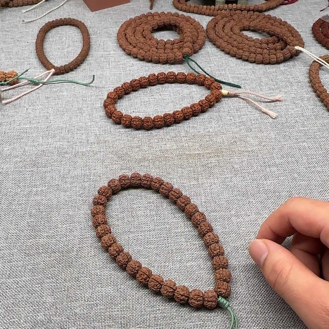 金刚菩提吊坠玉树盘龙手持