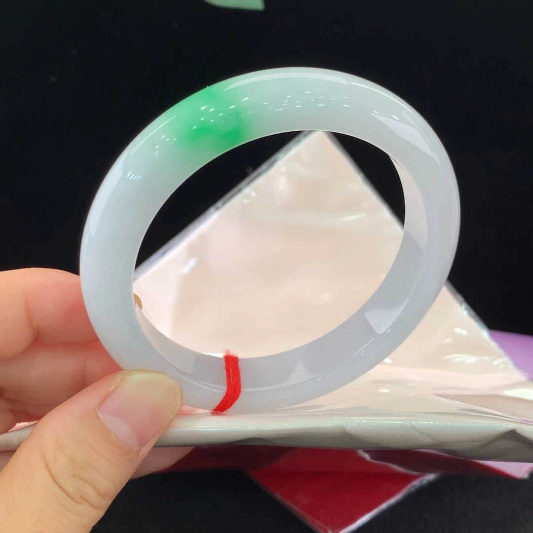 翡翠手镯未镶嵌0354