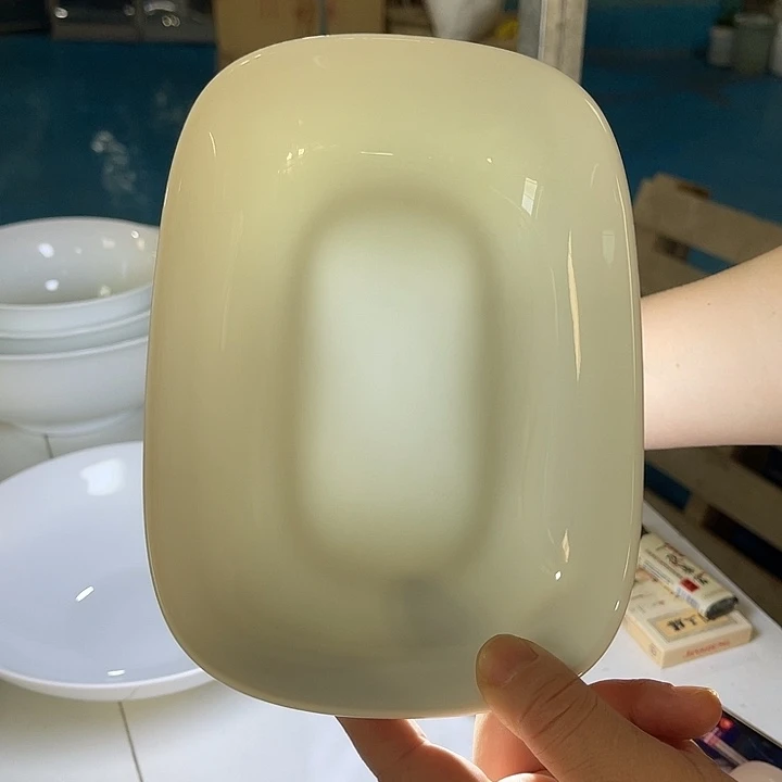 瓷片玉泥7.5英寸长方盘四个，包邮