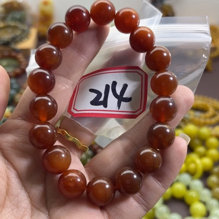 用***5未镶嵌蛇纹石玉手链