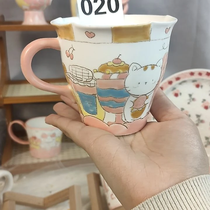 020粉色猫咪花口杯